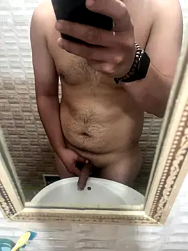 Snapshot of Cristian_099 chatting on 11-03-25, 04:08 Cristian 099 online show from 11-03-25, 04:08