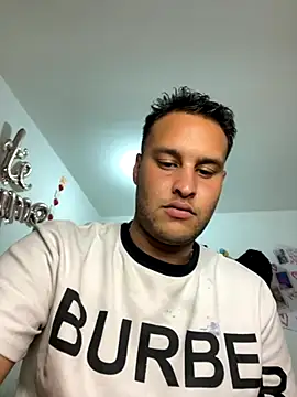 Snapshot of Cristian_099 chatting on 11-16-25, 07:52 Cristian 099 online show from 11-16-25, 07:52