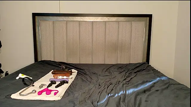 misscatxo online show from 02-01-25, 08:37