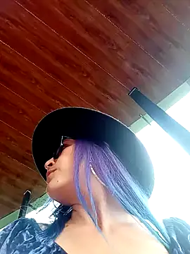 sophie banger online show from 12-20-24, 10:00