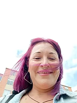 Snapshot of sophie_banger chatting on 06-29-26, 07:14 sophie banger online show from 06-29-26, 07:14