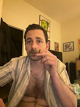 Snapshot of defbond420 chatting on 01-24-25, 12:52 defbond420 online show from 01-24-25, 12:52