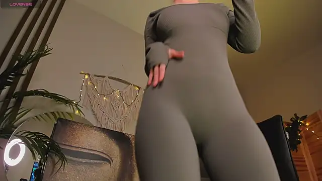 CassieCool online show from 01-29-25, 11:56