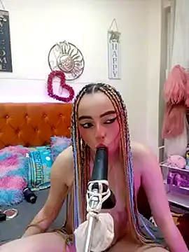 Yennastone online show from 12-15-24, 02:19