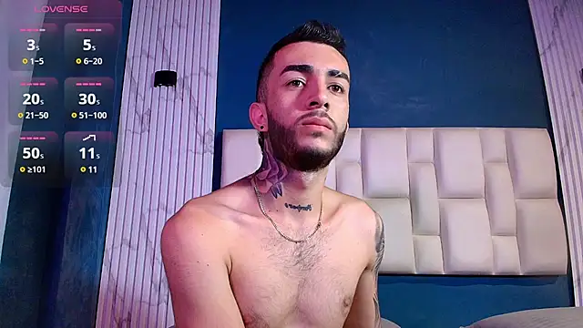 Snapshot of Marcelo_ruiz_ chatting on 01-28-25, 08:47 Marcelo ruiz online show from 01-28-25, 08:47