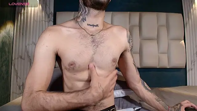 Snapshot of Marcelo_ruiz_ chatting on 02-19-25, 09:06 Marcelo ruiz online show from 02-19-25, 09:06