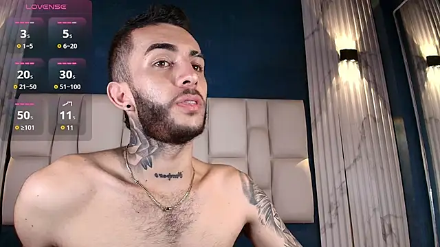 Snapshot of Marcelo_ruiz_ chatting on 02-21-25, 08:27 Marcelo ruiz online show from 02-21-25, 08:27