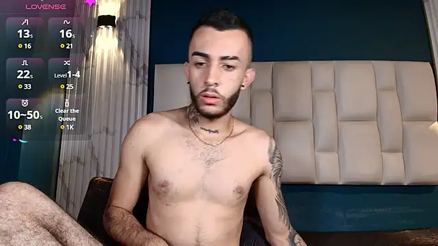 Snapshot of Marcelo_ruiz_ chatting on 03-11-25, 01:01 Marcelo ruiz online show from 03-11-25, 01:01