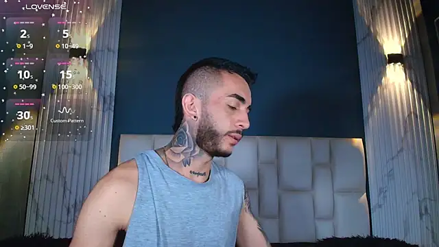 Snapshot of Marcelo_ruiz_ chatting on 09-23-25, 12:52 Marcelo ruiz online show from 09-23-25, 12:52