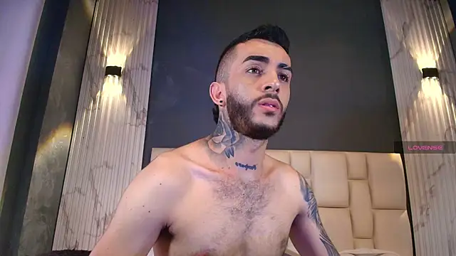 Marcelo ruiz  online show from 11-26-25, 07:04