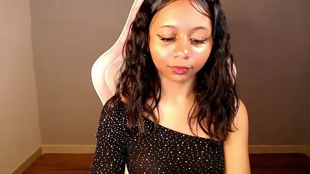 Natasha mh2 online show from 02-01-25, 12:51