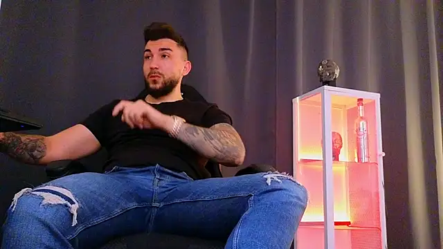 Snapshot of MightyAaron66 chatting on 01-30-25, 07:39 MightyAaron66 online show from 01-30-25, 07:39
