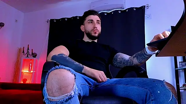 MightyAaron66 online show from 04-30-26, 07:25