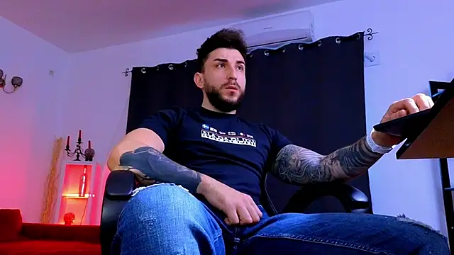 MightyAaron66 online show from 05-06-26, 03:13