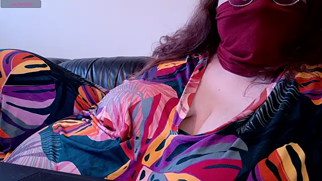 Snapshot of DoubleCherryBombXO chatting on 01-28-25, 12:32 DoubleCherryBombXO online show from 01-28-25, 12:32