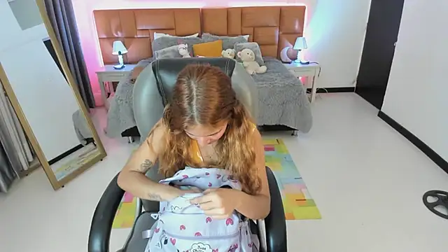 Snapshot of Tamy_edwards chatting on 02-26-26, 08:08 Tamy edwards online show from 02-26-26, 08:08