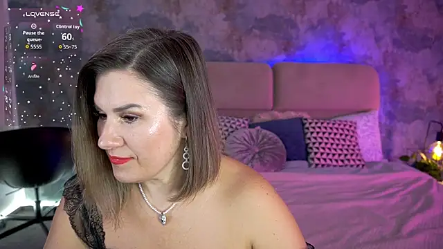 KiraRoxx online show from 02-07-26, 04:33