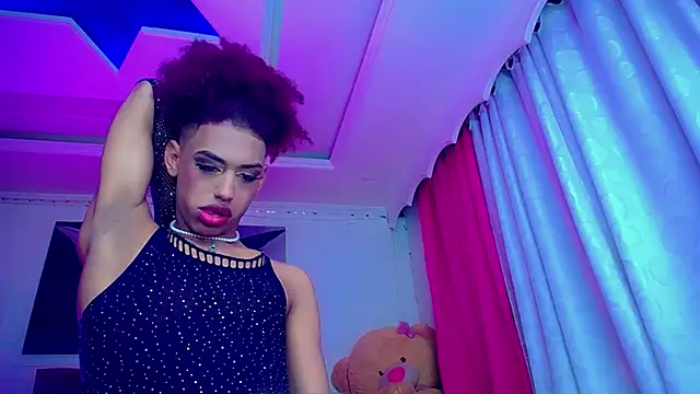 NahomiCamper online show from 12-24-24, 09:06