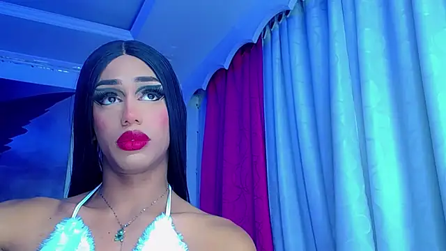 NahomiCamper online show from 01-09-25, 02:43