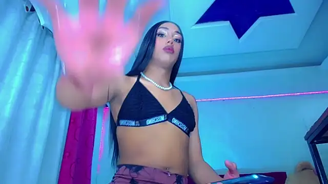 NahomiCamper online show from 05-04-26, 11:56