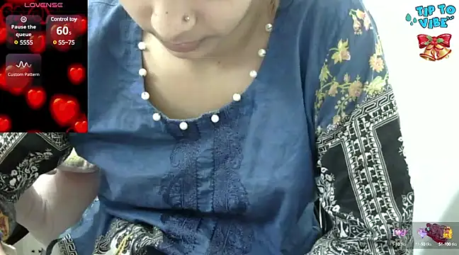 Barbie-Queen2 online show from 01-21-25, 03:32