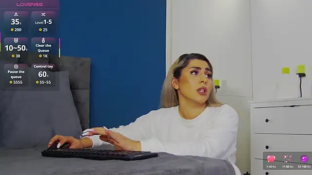 CelineMeyerr online show from 10-16-25, 05:19