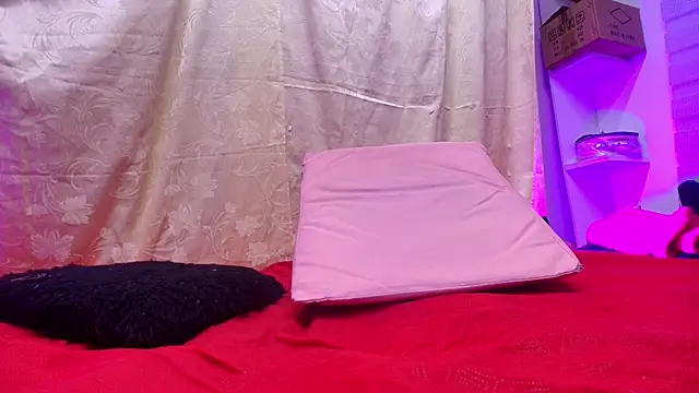  sara london online show from 02-01-25, 12:05