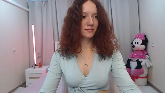BarbaraStily online show from 05-06-26, 07:24