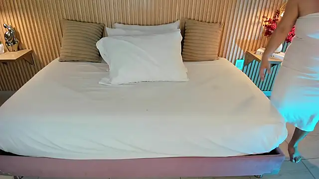 ArticaBelle online show from 03-22-26, 04:16