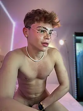 Snapshot of PRINCE_STEV chatting on 02-19-25, 06:33 PRINCE STEV online show from 02-19-25, 06:33