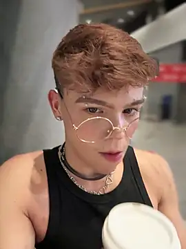 Snapshot of PRINCE_STEV chatting on 03-05-25, 02:57 PRINCE STEV online show from 03-05-25, 02:57