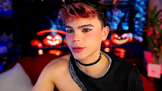 Snapshot of PRINCE_STEV chatting on 10-19-25, 08:53 PRINCE STEV online show from 10-19-25, 08:53