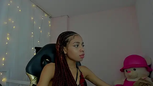 Abigail Wilson  online show from 01-04-25, 11:27