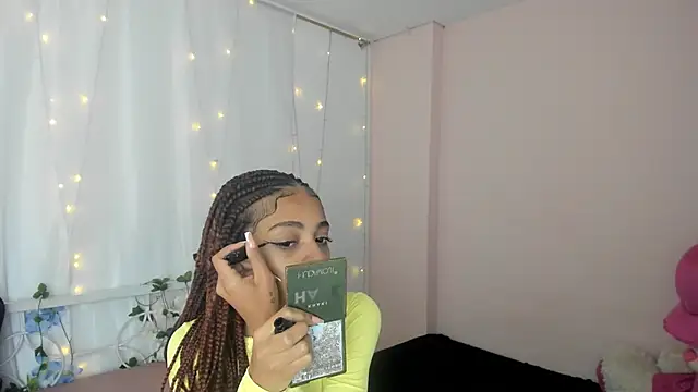 Abigail Wilson  online show from 01-10-25, 12:38