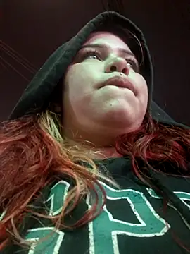 Snapshot of sweet_Melody_xx chatting on 10-12-25, 03:49 sweet Melody xx online show from 10-12-25, 03:49