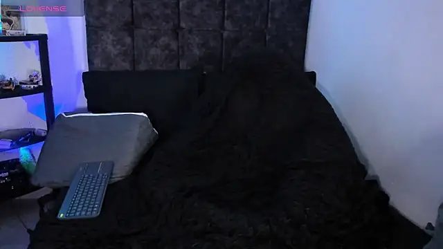 nolan twink1 online show from 04-18-26, 07:07
