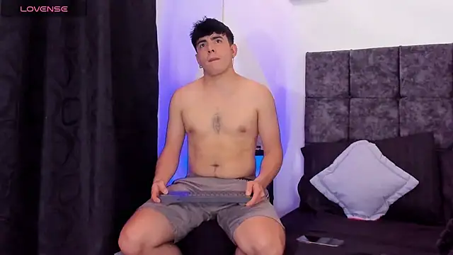 nolan twink1 online show from 05-09-26, 05:18