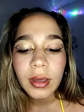 LaurenWelly  online show from 01-17-25, 12:31