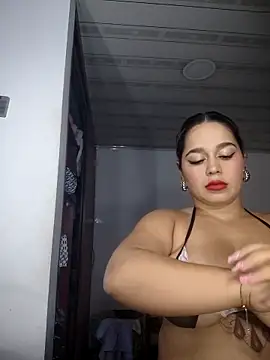 Snapshot of LaurenWelly_ chatting on 02-19-26, 09:11 LaurenWelly online show from 02-19-26, 09:11