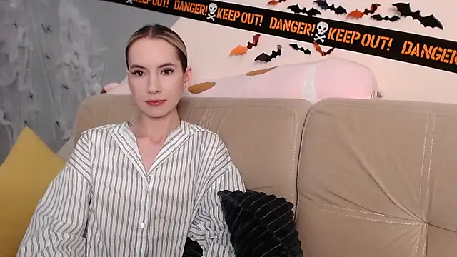 Snapshot of AmbrielHailey chatting on 11-03-25, 08:04 AmbrielHailey online show from 11-03-25, 08:04