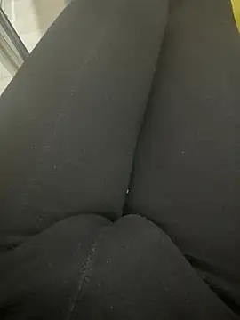 Snapshot of homidor chatting on 12-10-24, 10:58 homidor online show from 12-10-24, 10:58