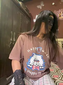 Snapshot of Hotty-Sana chatting on 03-08-25, 02:08 Hotty-Sana online show from 03-08-25, 02:08