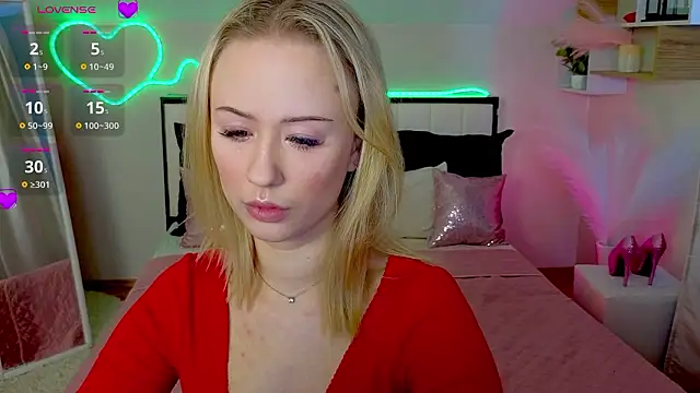 Snapshot of SashaBrooks chatting on 02-28-26, 02:07 SashaBrooks online show from 02-28-26, 02:07