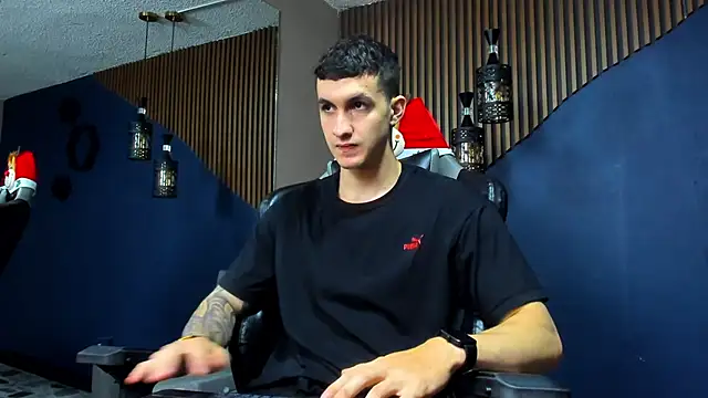 JacksonOlsenn online show from 01-06-25, 12:13