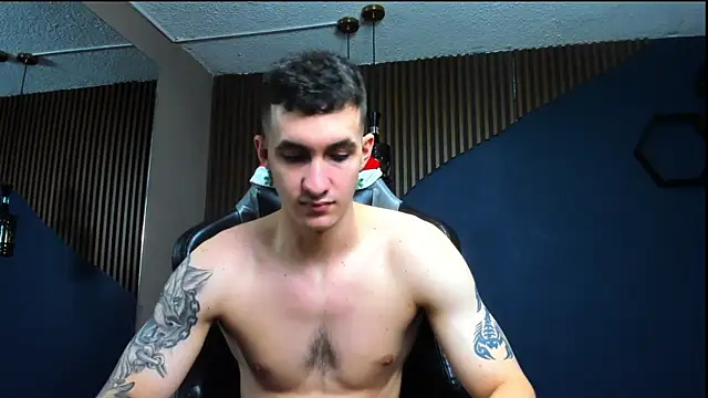 JacksonOlsenn online show from 01-12-25, 03:46