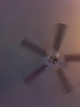 Snapshot of badbish777 chatting on 02-23-25, 02:04 badbish777 online show from 02-23-25, 02:04