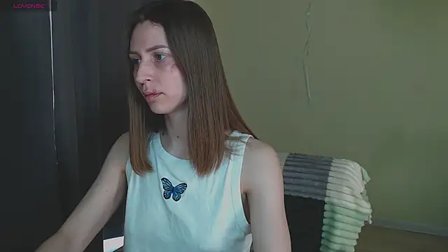 Snapshot of OaklynDobson chatting on 09-22-25, 02:08 OaklynDobson online show from 09-22-25, 02:08