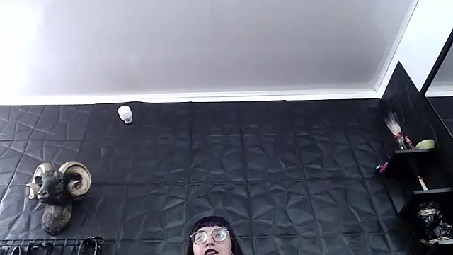 Snapshot of Agata_Darkness chatting on 03-25-26, 08:04 Agata Darkness online show from 03-25-26, 08:04