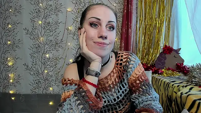 Mary0Lou online show from 12-26-24, 09:01