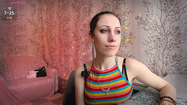 Snapshot of Mary0Lou chatting on 02-20-26, 06:26 Mary0Lou online show from 02-20-26, 06:26